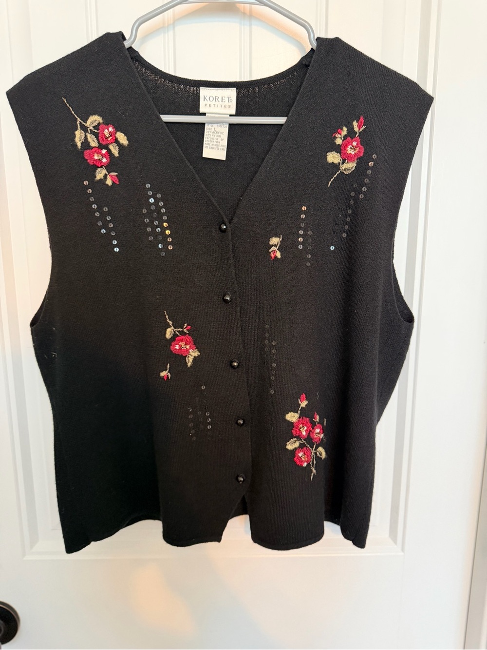 Koret Black Floral Embroidered Button-Front Women's Vest